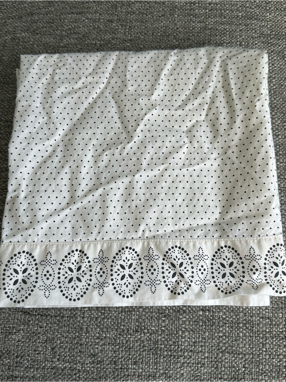 Ralph Lauren Chaps White‎ and Black Polka Dot King Pillowcase French Riviera